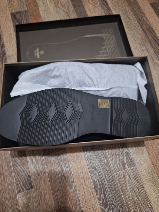 Продам мужские лоферы