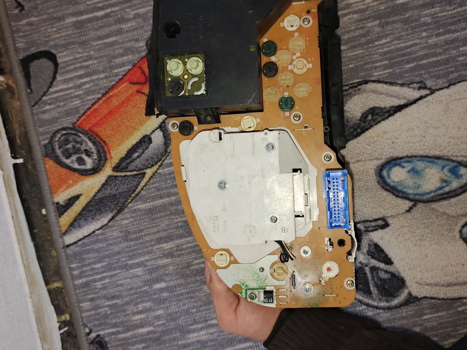 Ауди 80 б4 Щиток Прибор