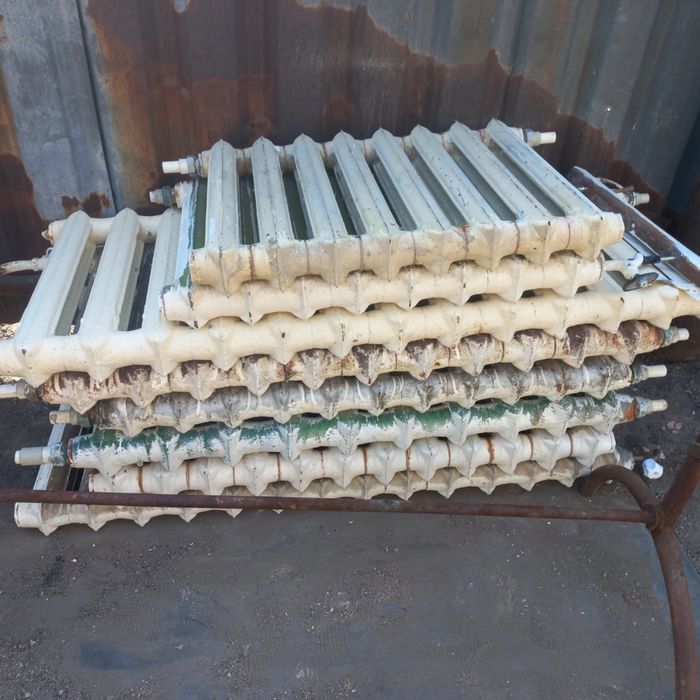 Продам чугунные батареи