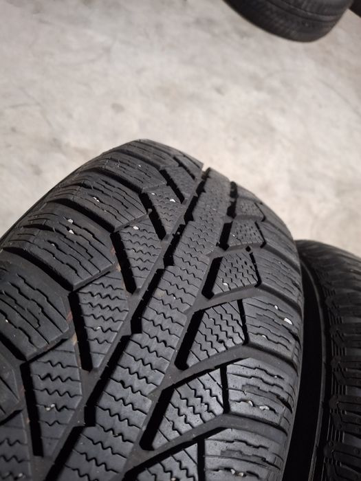 2  Anvelopele de iarnă 195 65 r15 Semperit