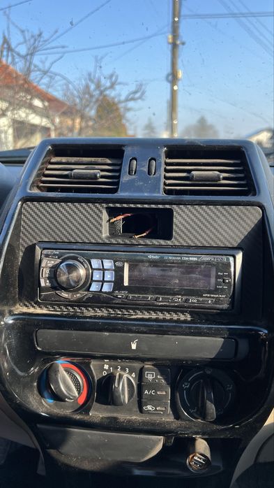 Nissan Terrano 2 панел за радио