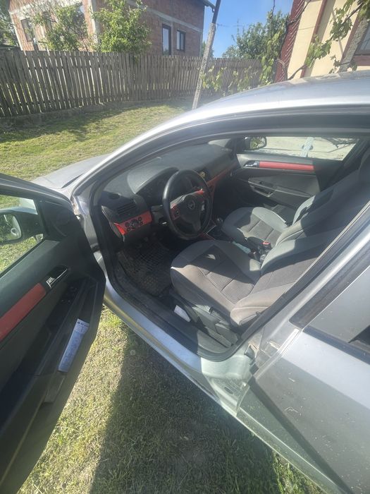 Opel Astra H