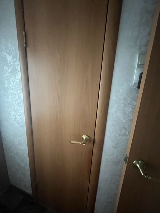 продам двери в хорощем состояни