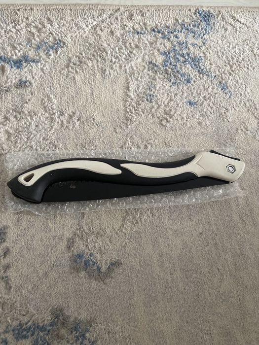 Продаю новую ножовку