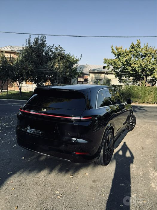 Li 7 ultra 2024 sotiladi nasiya bor