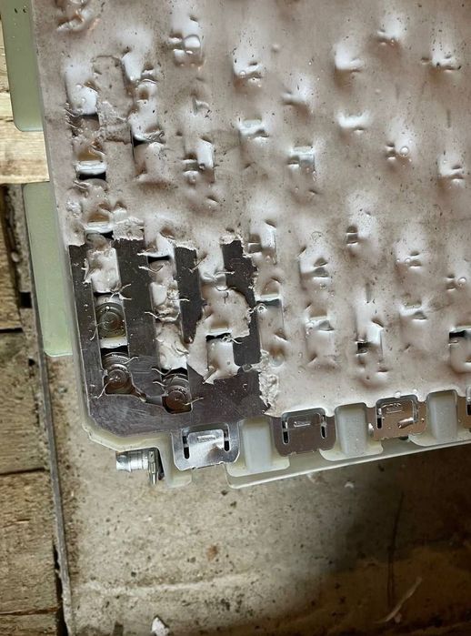 Аккумуляторы Tesla 21700 (в модулях)