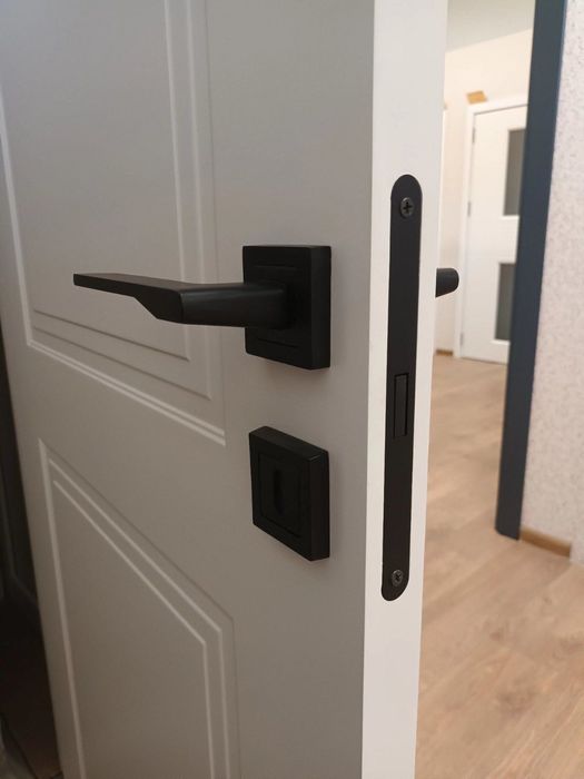 Интериорни врати