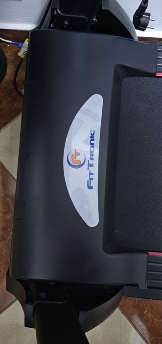 Banda de alergat electrica FitTronic D100