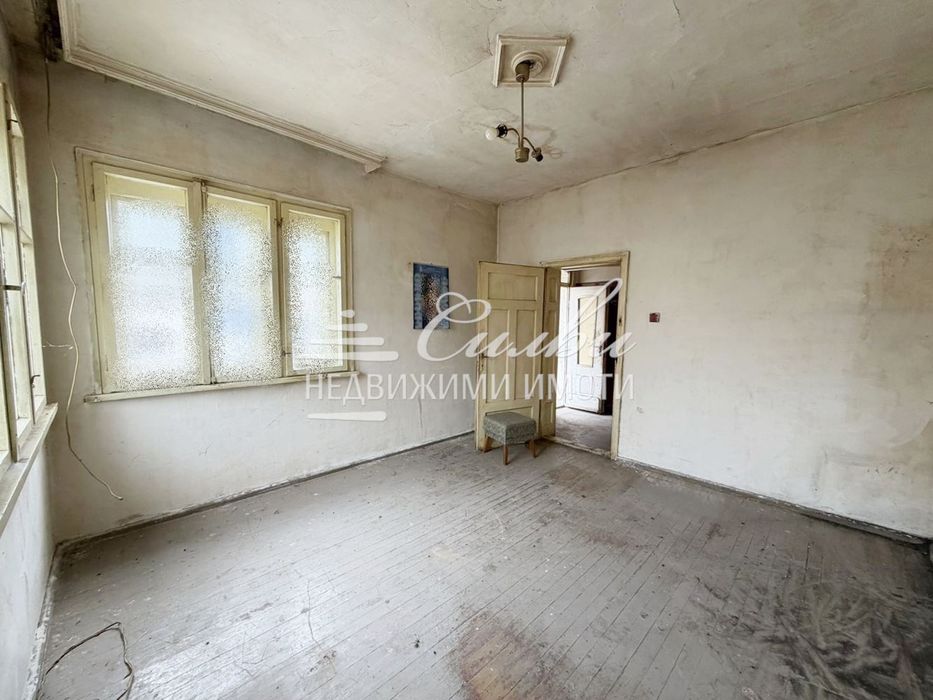 Продава се Къща в Нови пазар - 130 кв.м за 283 €/кв.м - Снимка #3