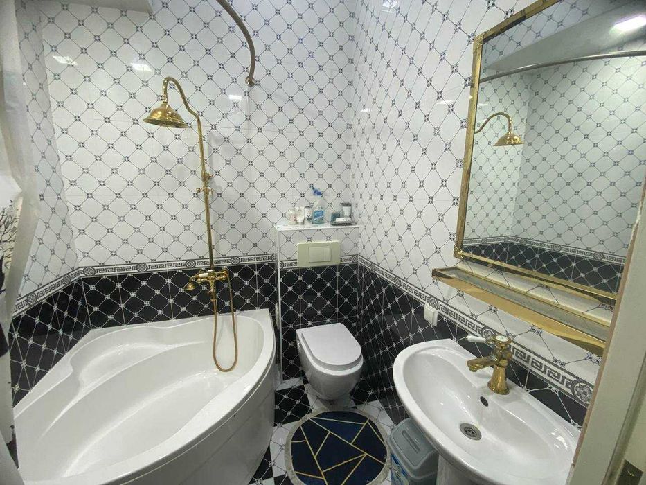 Сдаётся участок 5 комнат ор-р Гуфик авеццена