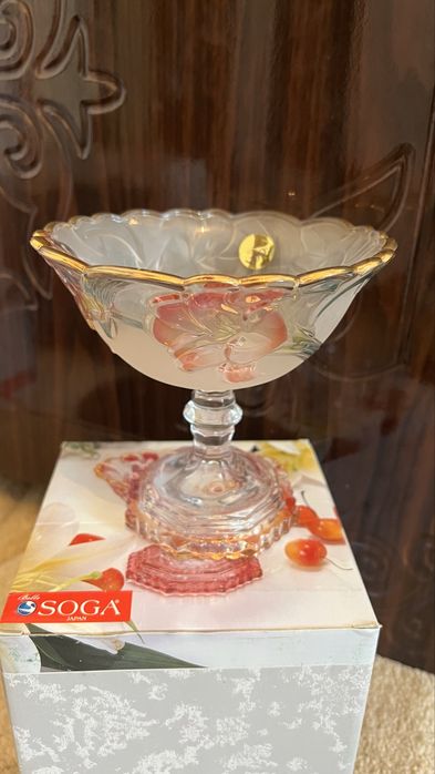 Сундук с посудами