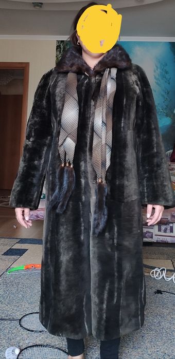 Продам мутоновую шубу 52-54 размер