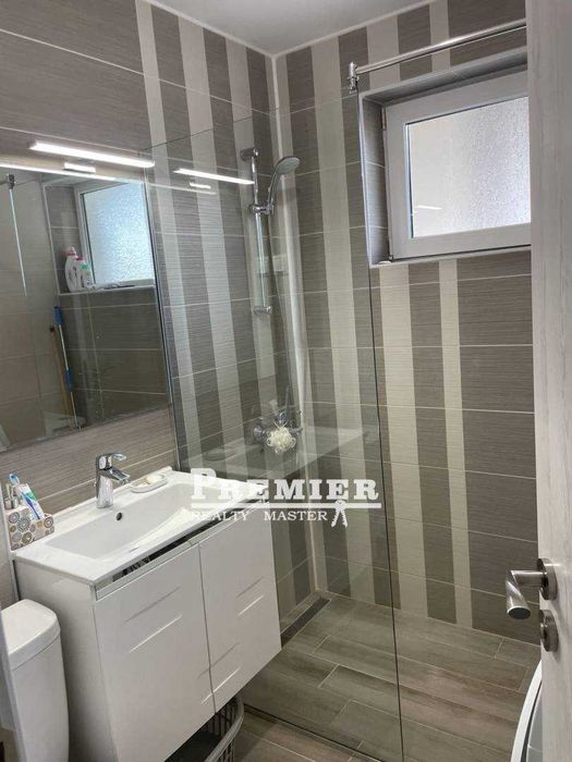 Прекрасен Тристаен апартамент  за продажба до  курорт Албена