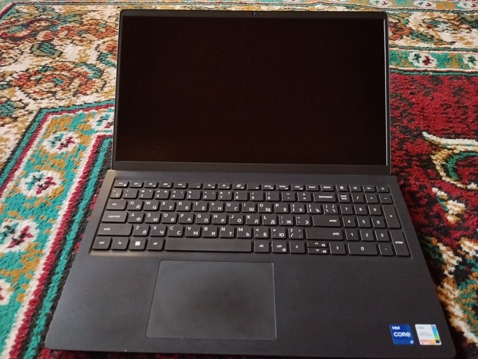 Noutbuk i7 13-avlod