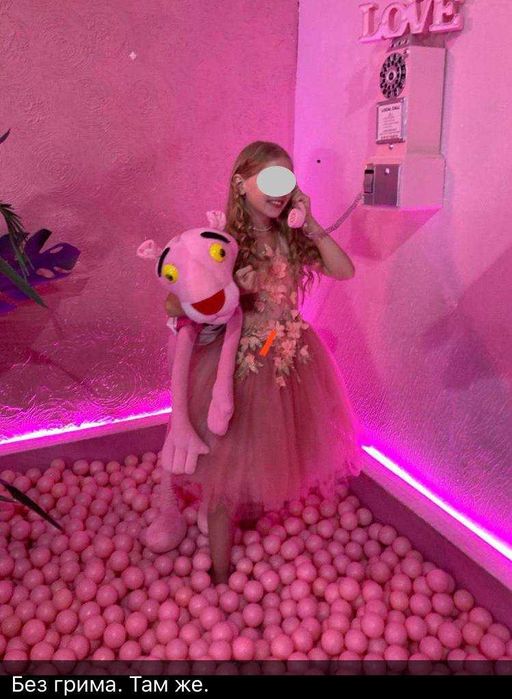 Нежное нарядное платье для девочки, бренд Стильняшка, на рост 140см.