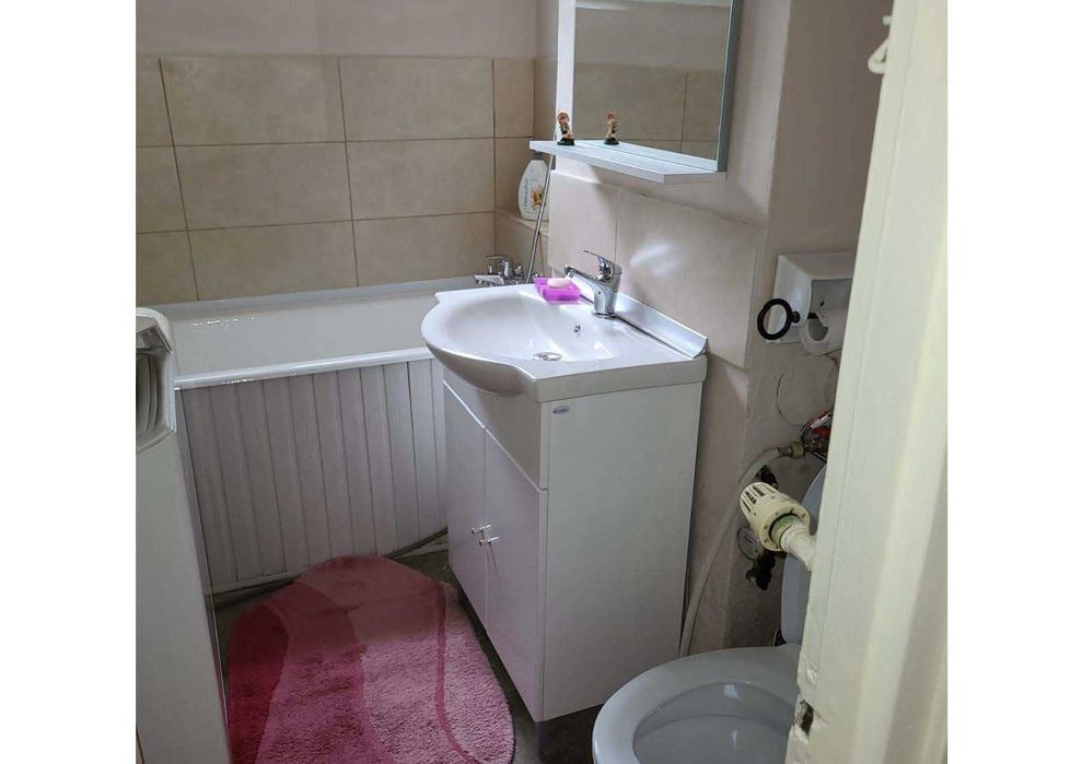 inchiriez apartament 2 camere