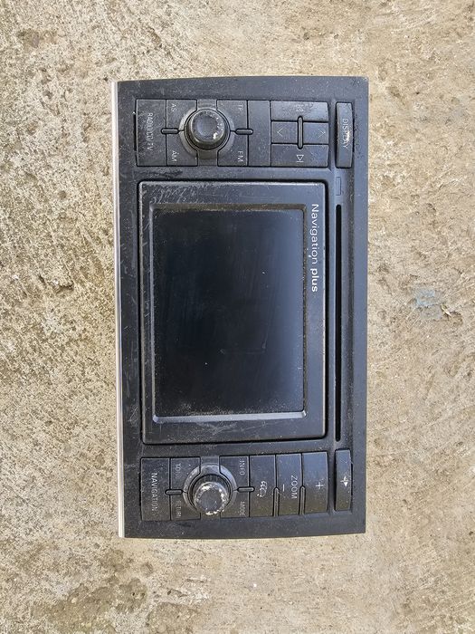 Vând navigatie Blaupunkt originala Audi , 8E0 035 192 B