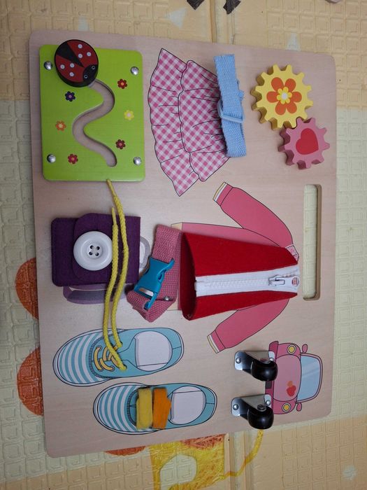 Busy board/placa activitati/activity board
