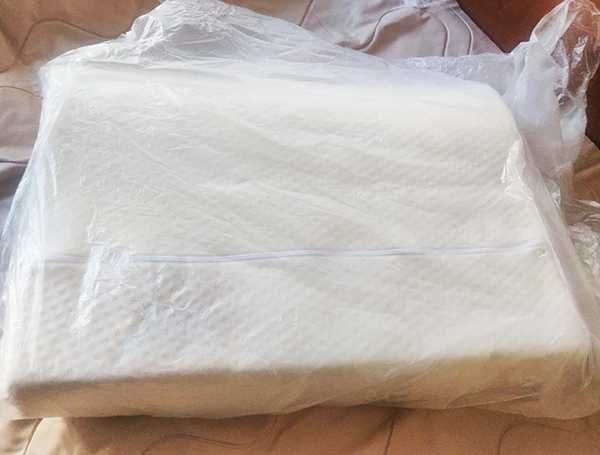 Антидекубитален дюшек с компресор и ортопедична възглавница