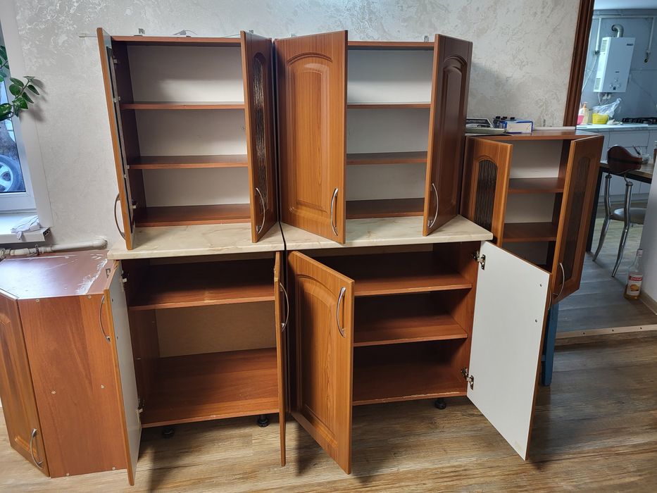 Продам кухонный гарнитур