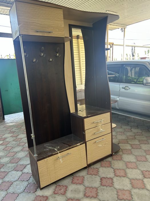 Прихожка.        .