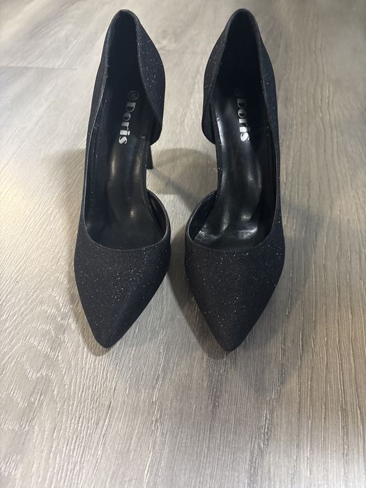 Обувки на ток 40