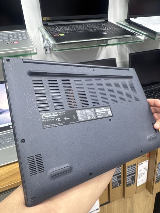 Ноутбук ASUS X1404V новый