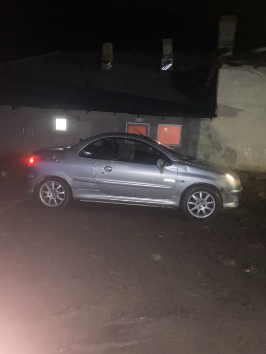 Vand sau schimb peugeot 206cc