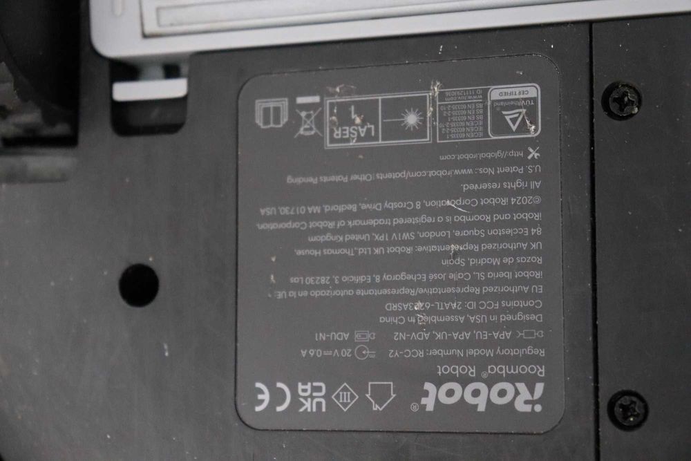 iRobot Roomba 105 Combo + AutoEmpty Dock - Автоматично изпразване до 75 дни, Прахосмукачка + Избърсване, Clearview LiDAR, 7000Pa,120 минути,SmartScrub