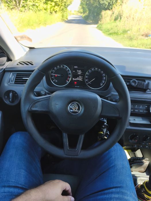 Skoda Rapid 1.6 din anul 2017 .