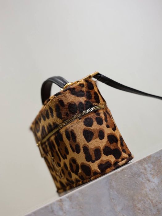 Geanta Saint Laurent Gaby