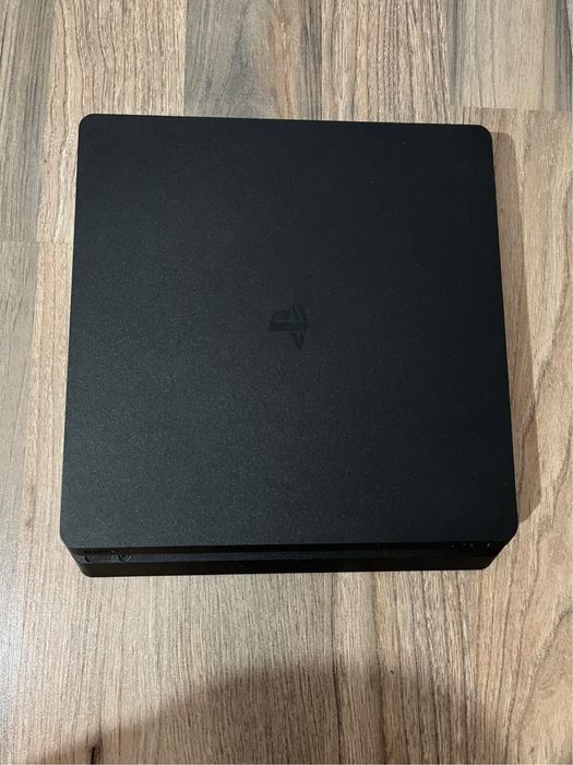 Vand ps4 1TB 2 manete 9 jocuri