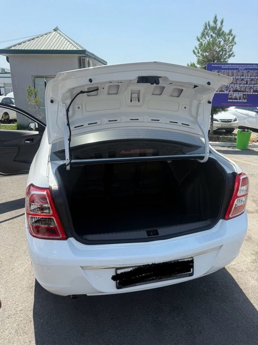 Chevrolet Cobalt 2021 4 позиции