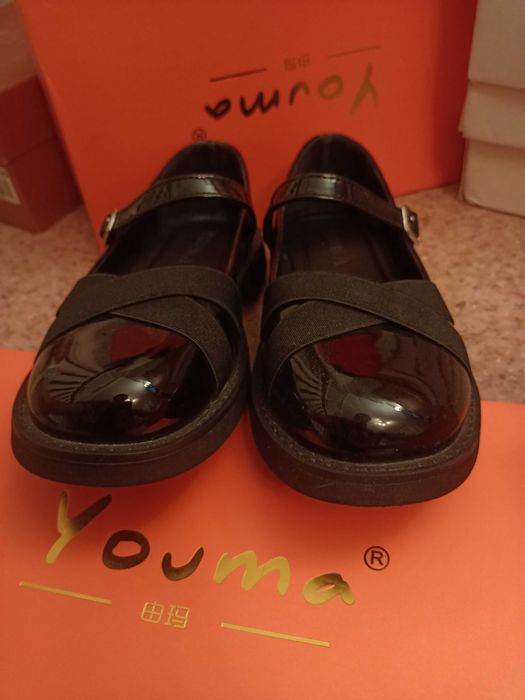 Школьные туфли для девочек