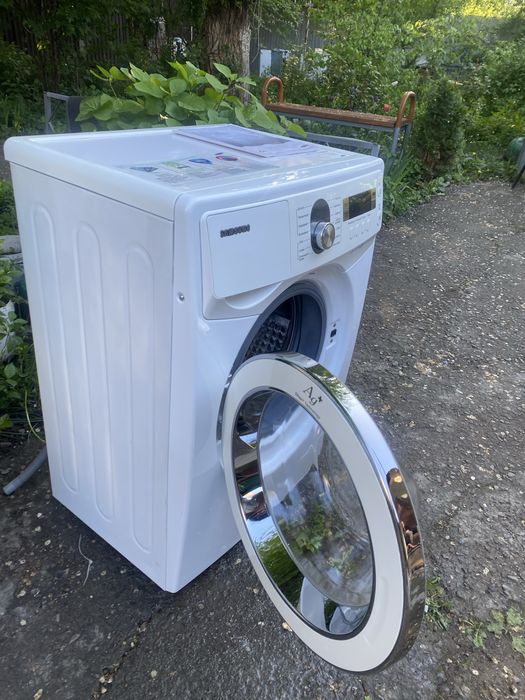 Продам стиральную машину