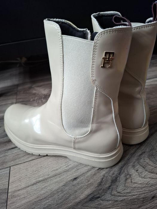 Боти Tommy Hilfiger и Апрески Tom Tailor