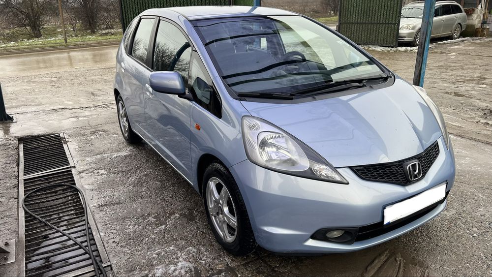 Honda Jazz 1.2 бензин 90 к.с. 2010 г.