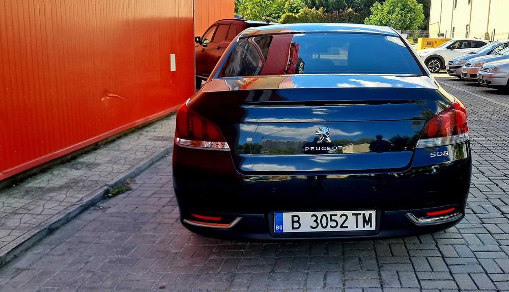 PEUGEOT 508 2.0 blueHDI 181к.с. Allure - ниво на оборудване.