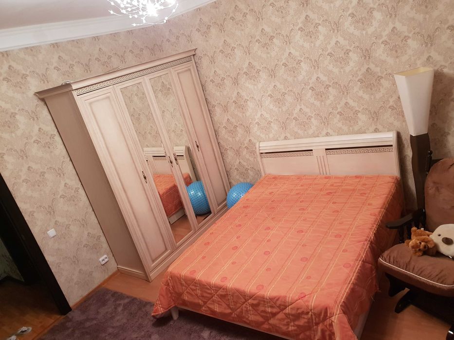 Продам комод из комплекта "Толедо"