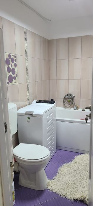 Persoana fizica Vand apartament cu 2 camere
