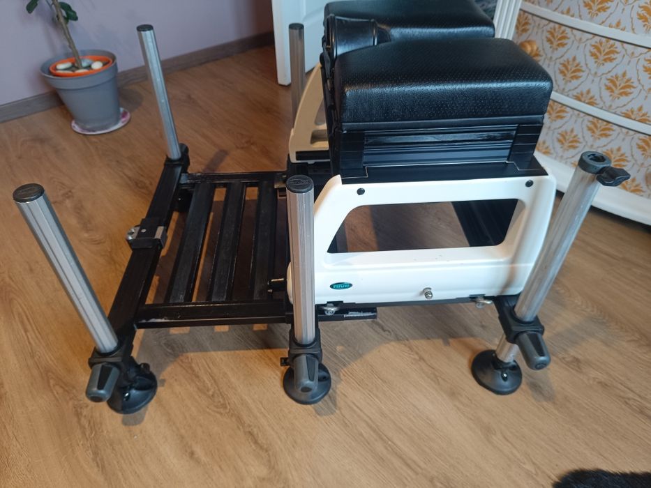 Scaun modular Rive D36