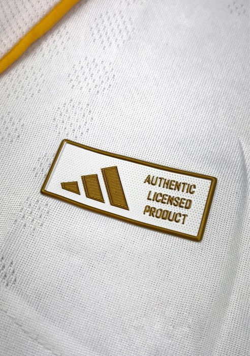 Футболни тениски