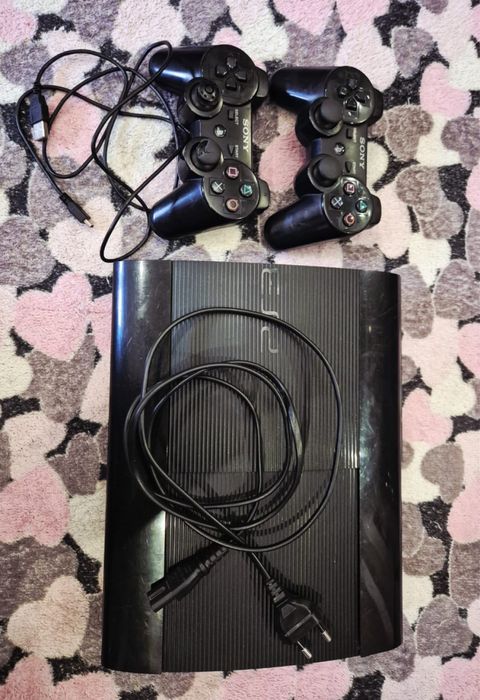 PS3 Super Slim + полный комплект + игры