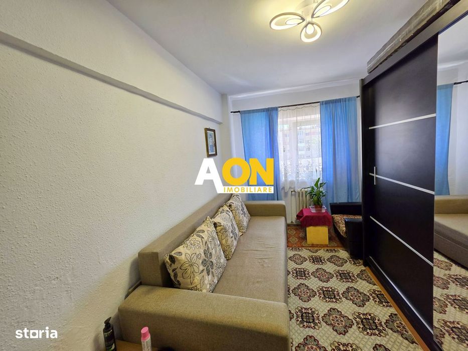 Apartament 3 camere, 65 mp utili, 2 bai, etaj 2, Cetate, zona Stadion