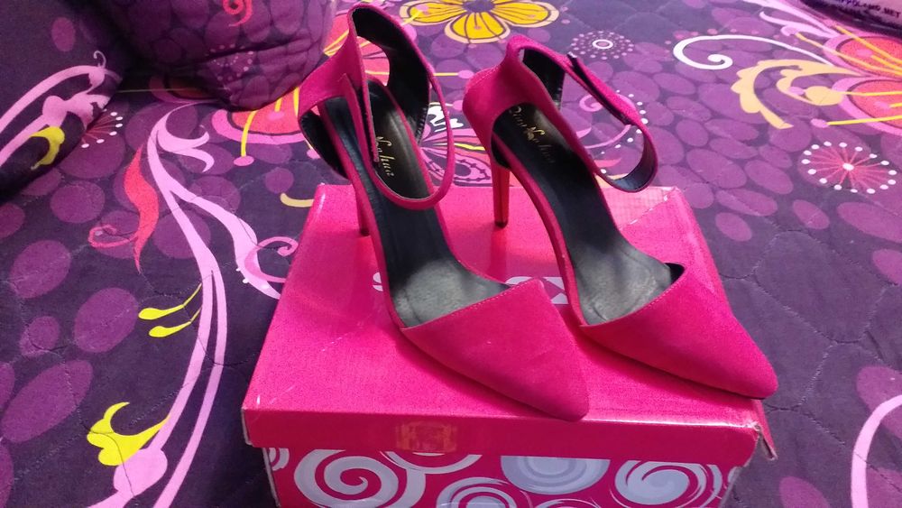 Дамски официални обувки в циклама размер 40-60лв