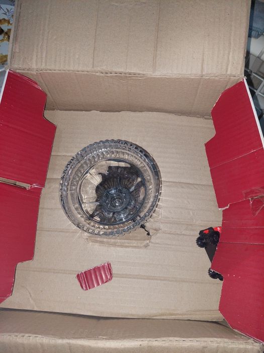 Продам фрукницу новый