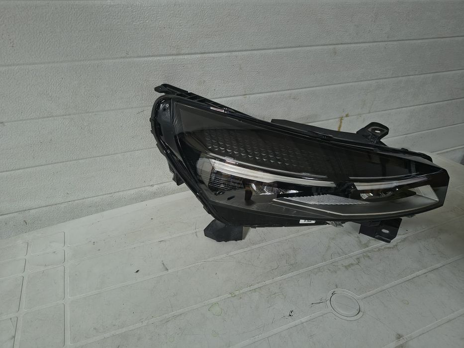 Far dreapta clio 5 facelift cod 260103507R