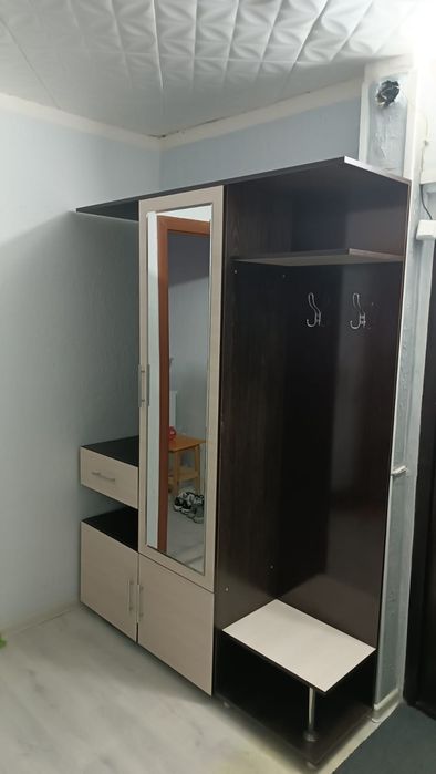 Продаю прихожку!!