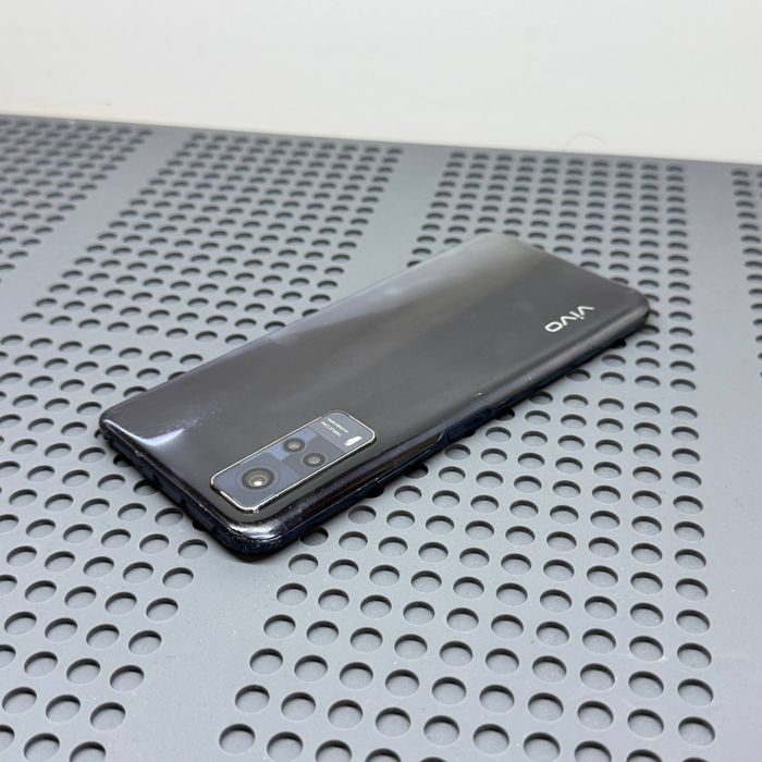 Vivo Y31 sotiladi
