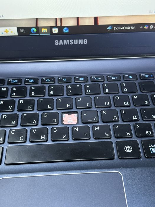 Срочно ультрабук Samsung